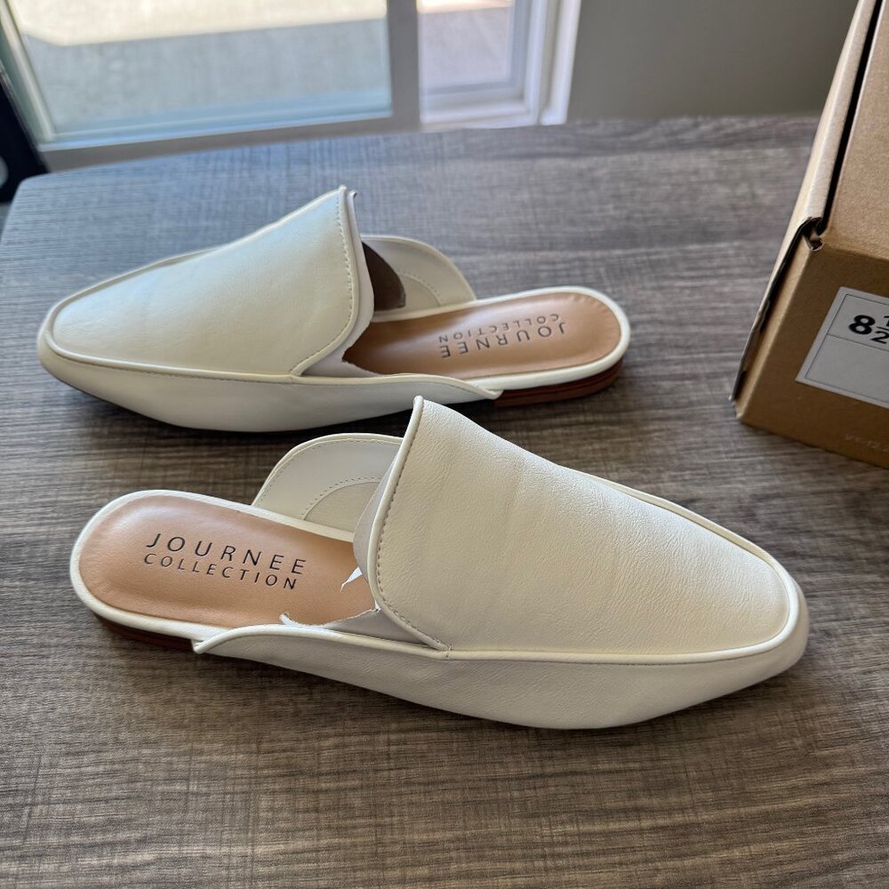 Journee Collection White 8.5